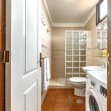 In Americas Playa De Troya * Playa de las Americas (Tenerife)