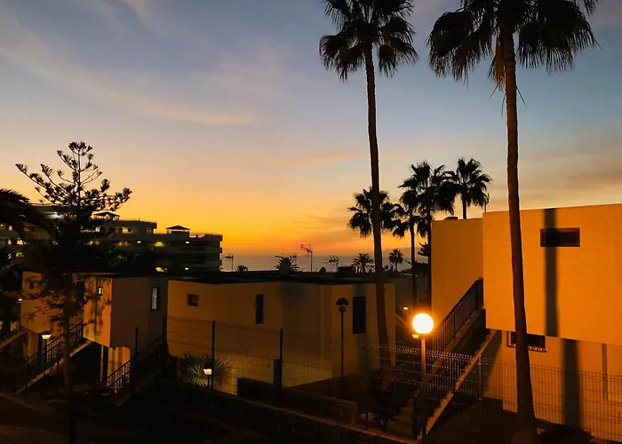 In Americas Playa De Troya Playa de las Américas